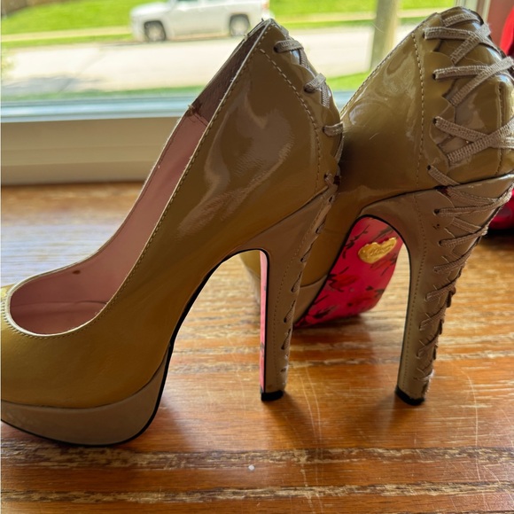 Betsey Johnson Shoes - Betsy Johnson Nude DITA